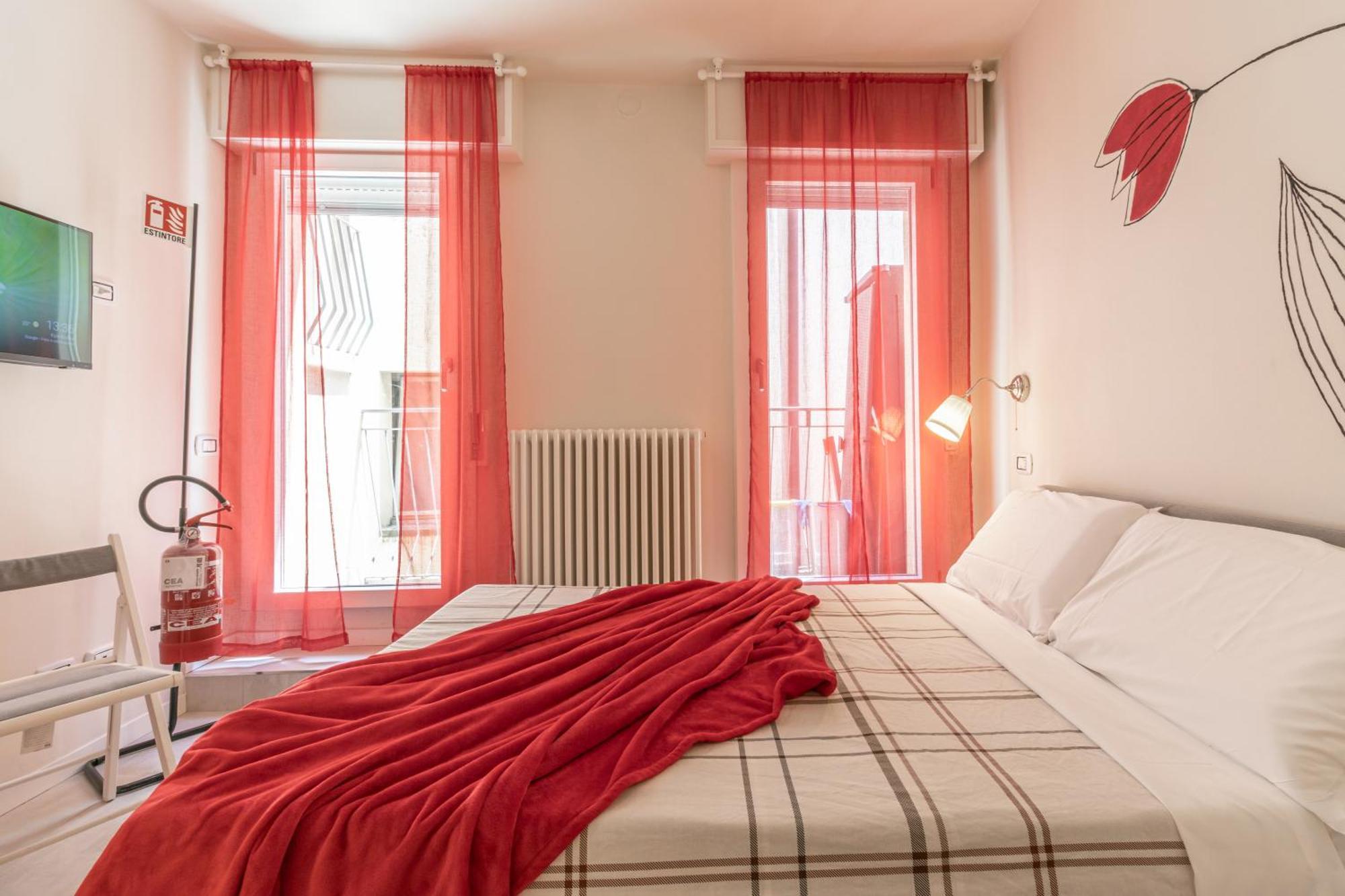 Suite Modena Al Centro - Affitti Brevi Italia Exterior foto